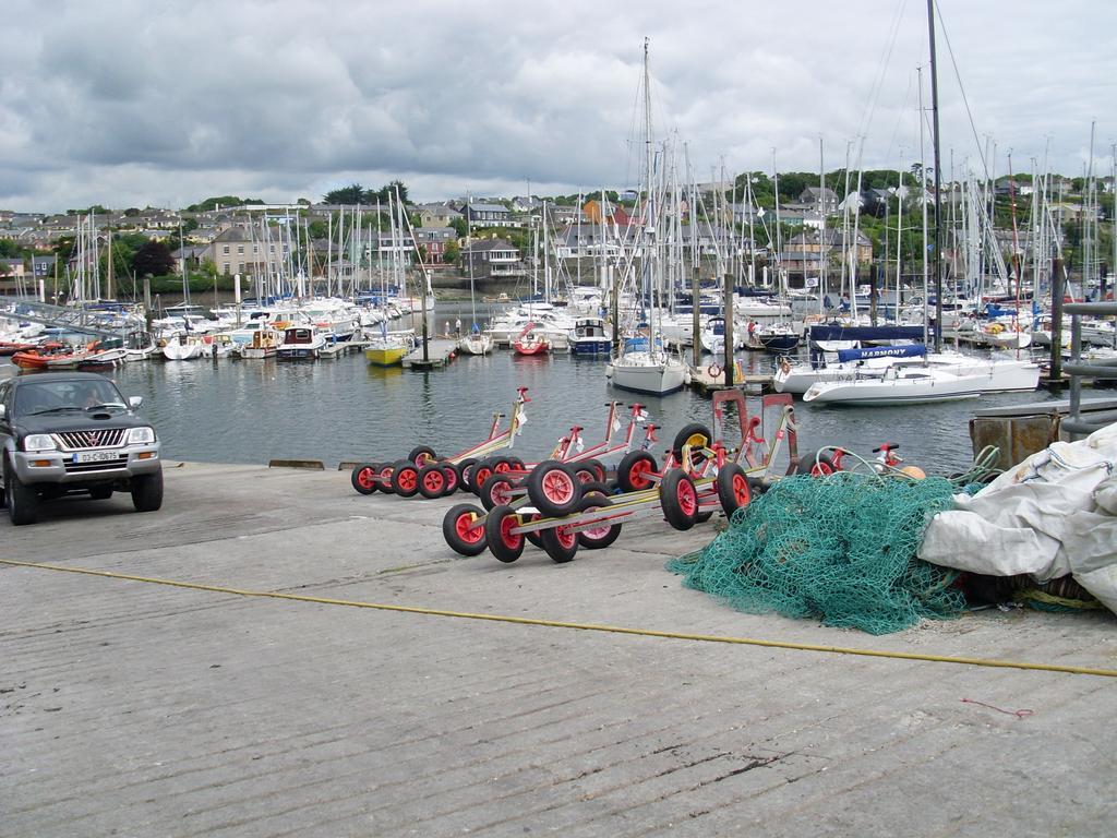 Artists House Hotel Kinsale Bagian luar foto